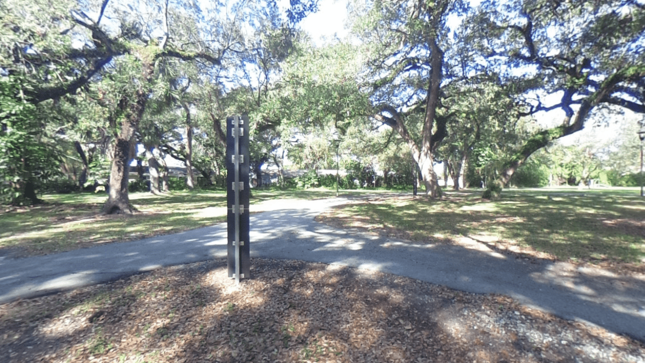 Rolling-Oaks-Park-Miami-Gardens-FL